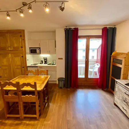 Les Bains Savoie 公寓 *